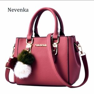 Nevenka purse